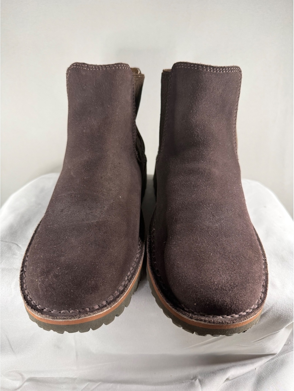 Frye Brown Suede Chelsea Boots Size 7M